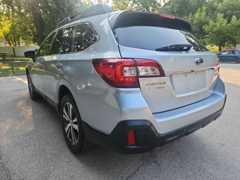 Used 2019 Subaru Outback 2.5i Limited image 6