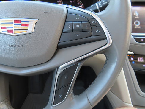 Used 2019 Cadillac XT5 Premium Luxury image 24