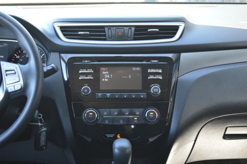 Used 2016 Nissan Rogue S image 33