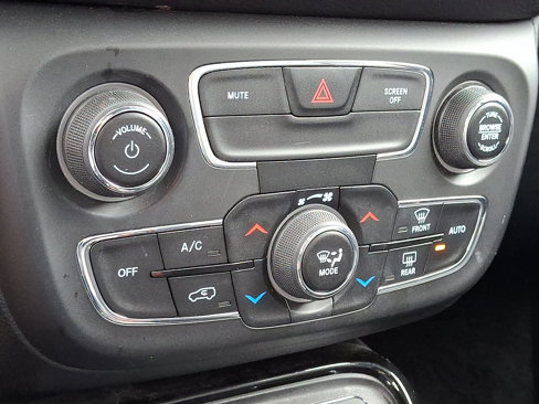 Certified 2019 Jeep Compass Limited image 15