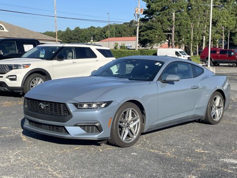 Used 2024 Ford Mustang Coupe image 10