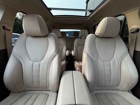 Used 2019 BMW X7 xDrive40i w/ Cold Weather Package image 43