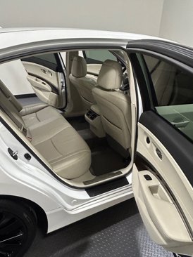 Used 2014 Acura RLX w/ Technology Package image 11