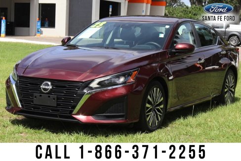 Used 2023 Nissan Altima 2.5 SV image 4