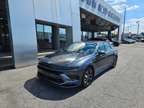 Used 2024 Hyundai Sonata SEL image 2
