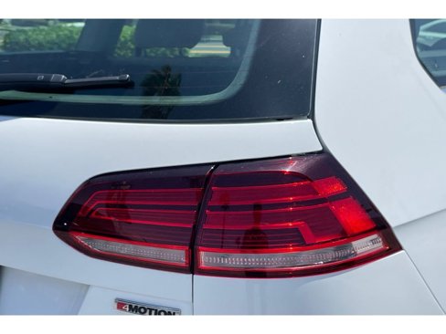 Used 2019 Volkswagen Golf Alltrack S image 48