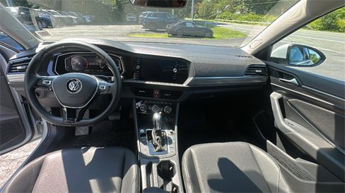 Used 2019 Volkswagen Jetta SEL image 9