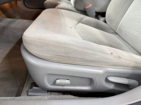 Used 2005 Buick LaCrosse CX image 10