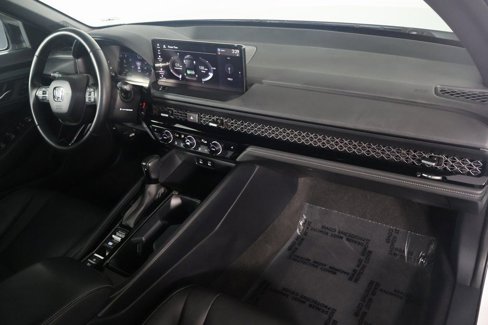 Used 2023 Honda Accord Sport image 9