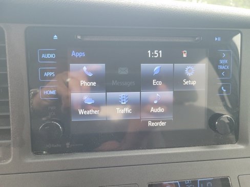 Used 2015 Toyota Sienna LE image 30