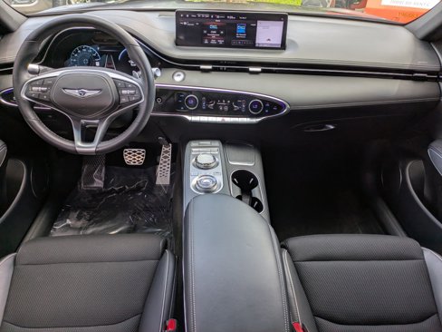 Certified 2023 Genesis GV70 2.5T w/ Sport Prestige Package image 11