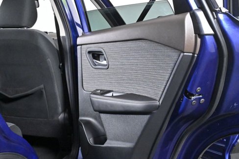 Certified 2023 Nissan Rogue SV image 30