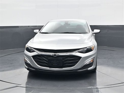 Used 2021 Chevrolet Malibu RS image 2