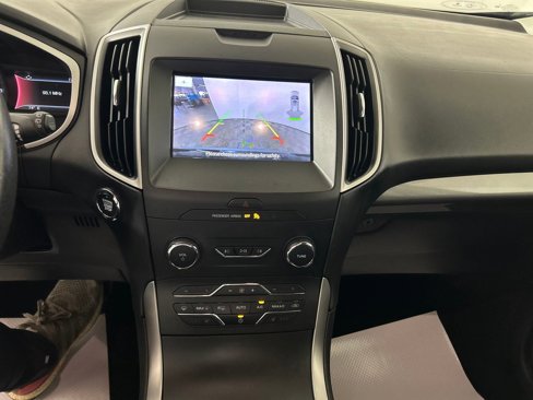 Used 2020 Ford Edge SEL w/ Convenience Package image 23
