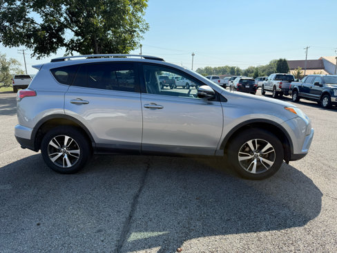 Used 2018 Toyota RAV4 XLE image 2