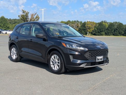 Certified 2022 Ford Escape S image 1