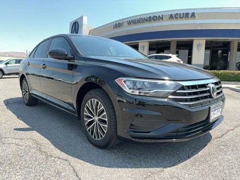 Used 2020 Volkswagen Jetta SE image 1