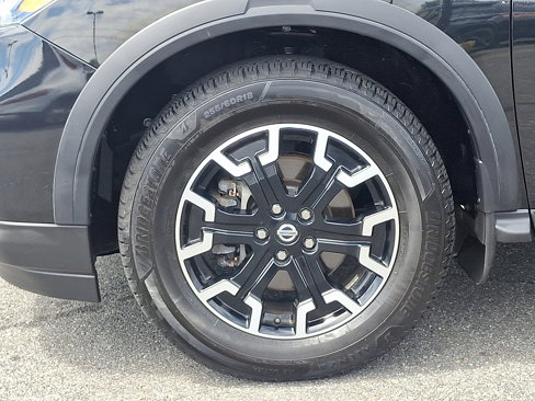 Used 2019 Nissan Pathfinder SL image 9