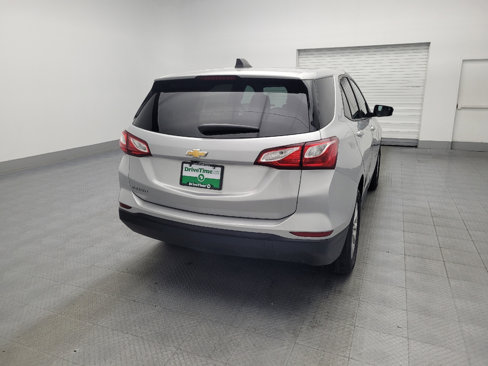 Used 2019 Chevrolet Equinox LS w/ LS Convenience Package image 7