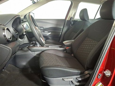 Used 2023 Nissan Kicks SV image 16