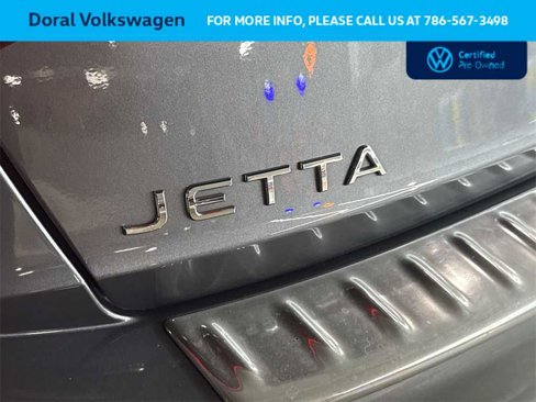 Certified 2022 Volkswagen Jetta Sport image 11