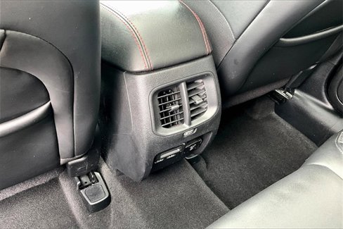 Used 2020 Jeep Cherokee Trailhawk image 10