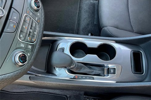 Used 2023 Chevrolet Malibu LT image 18