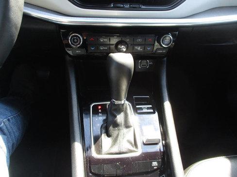 Used 2023 Jeep Compass Limited w/ Sun and Sound Group image 20