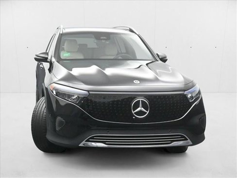 New 2025 Mercedes-Benz EQB 300 4MATIC image 3