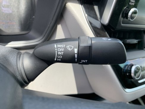 Used 2020 Toyota Corolla LE image 33