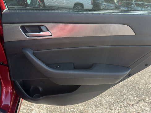 Used 2019 Hyundai Sonata Limited w/ Cargo Package image 13