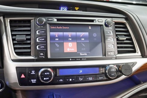 Used 2019 Toyota Highlander Limited Platinum image 17