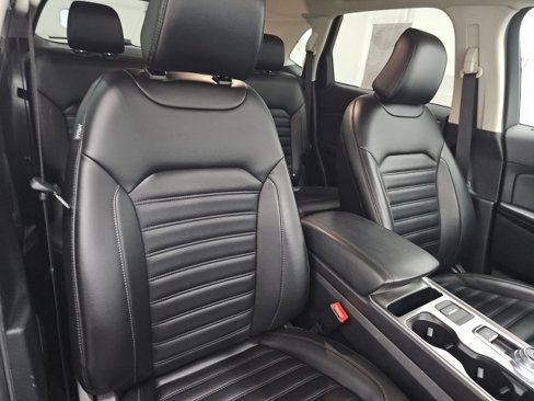 Used 2023 Ford Edge SEL image 13