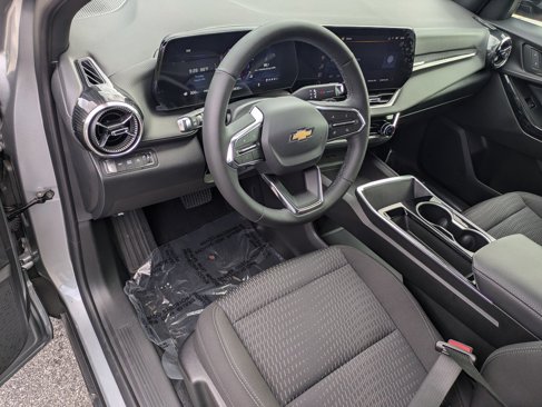 Used 2025 Chevrolet Equinox LT image 9