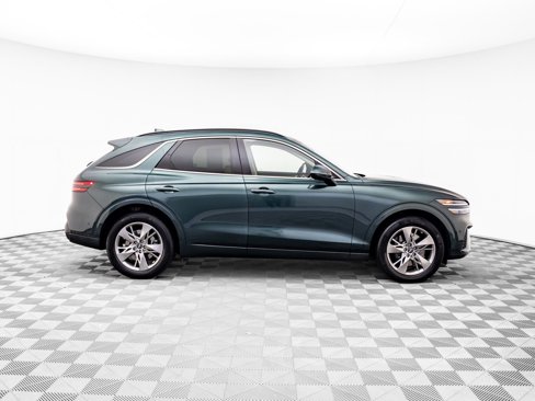 Used 2022 Genesis GV70 3.5T Sport w/ Sport Advanced Package image 6