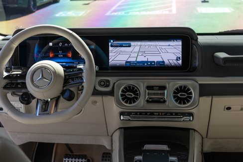 Used 2025 Mercedes-Benz G 63 AMG 4MATIC image 7