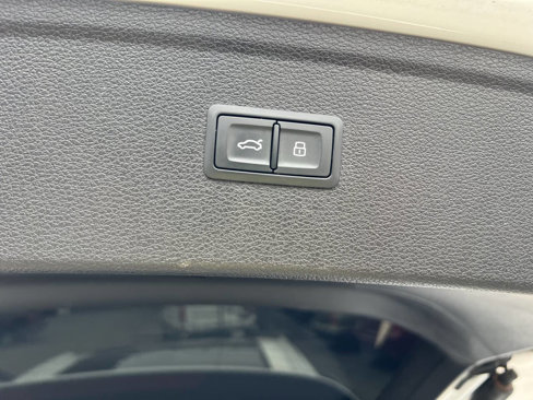 Used 2019 Audi Q5 2.0T Premium w/ Convenience Package image 19