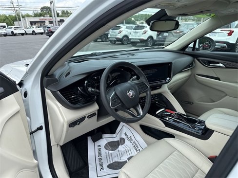 Certified 2021 Buick Envision Avenir image 10