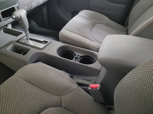 Used 2019 Nissan Frontier SV image 26