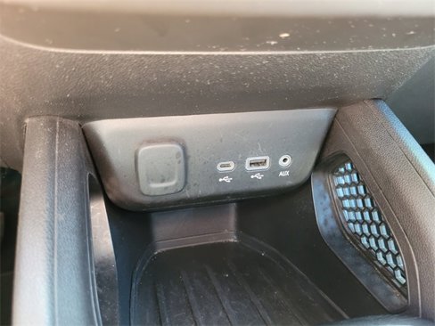 Used 2021 Chevrolet TrailBlazer LS image 27