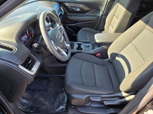 Used 2022 GMC Terrain SLE w/ LPO, Cargo Package image 10