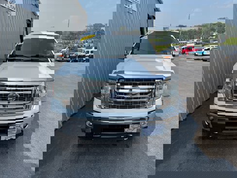 Used 2014 Ford F150 XLT w/ Equipment Group 302A Luxury image 3