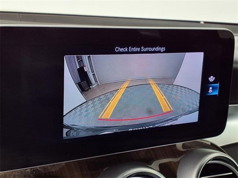 Used 2020 Mercedes-Benz GLC 300 4MATIC image 19