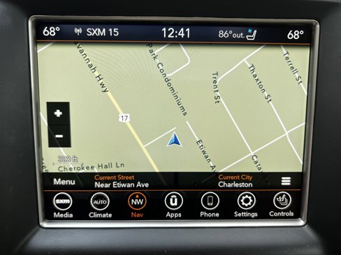 Used 2018 Jeep Grand Cherokee Overland w/ Trailer Tow Group IV image 24