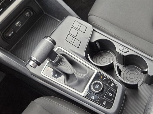 Certified 2023 Kia Sportage LX image 9