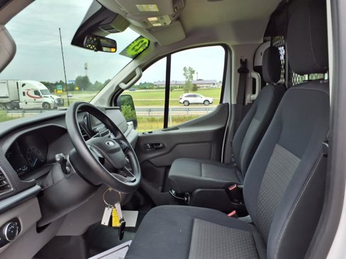 Used 2023 Ford Transit 250 Low Roof AWD image 10