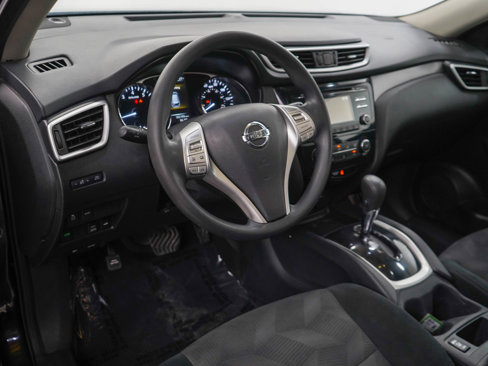 Used 2016 Nissan Rogue SV image 17