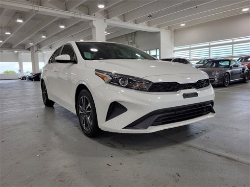 Used 2023 Kia Forte LXS image 6