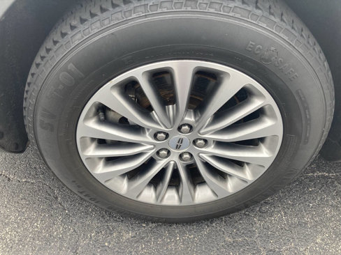 Used 2016 Lincoln MKX Select w/ Select Plus Package image 27