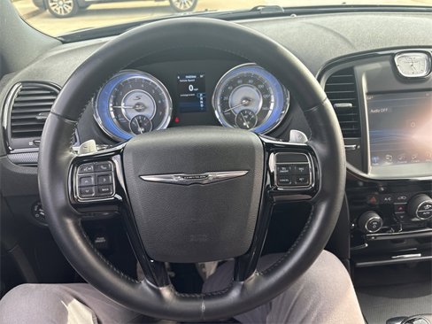 Used 2014 Chrysler 300 S image 16